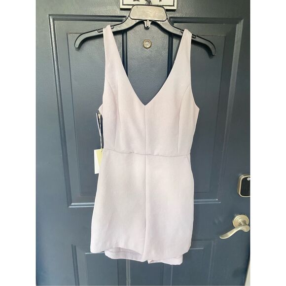 Wilfred NWT New Ecoulement in Lilac Fog Romper, Open Back, Sz 4, MSRP $138 - Picture 2 of 11